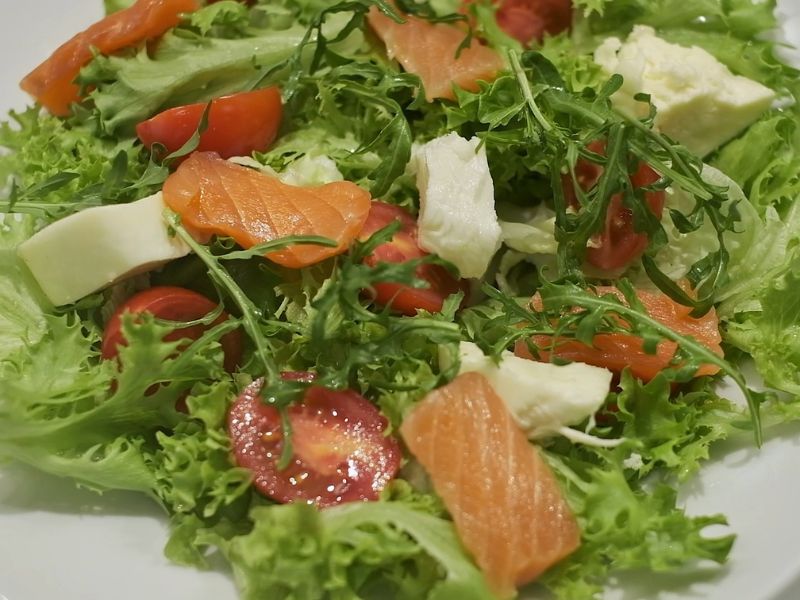 spremanje losos salate sa sirom